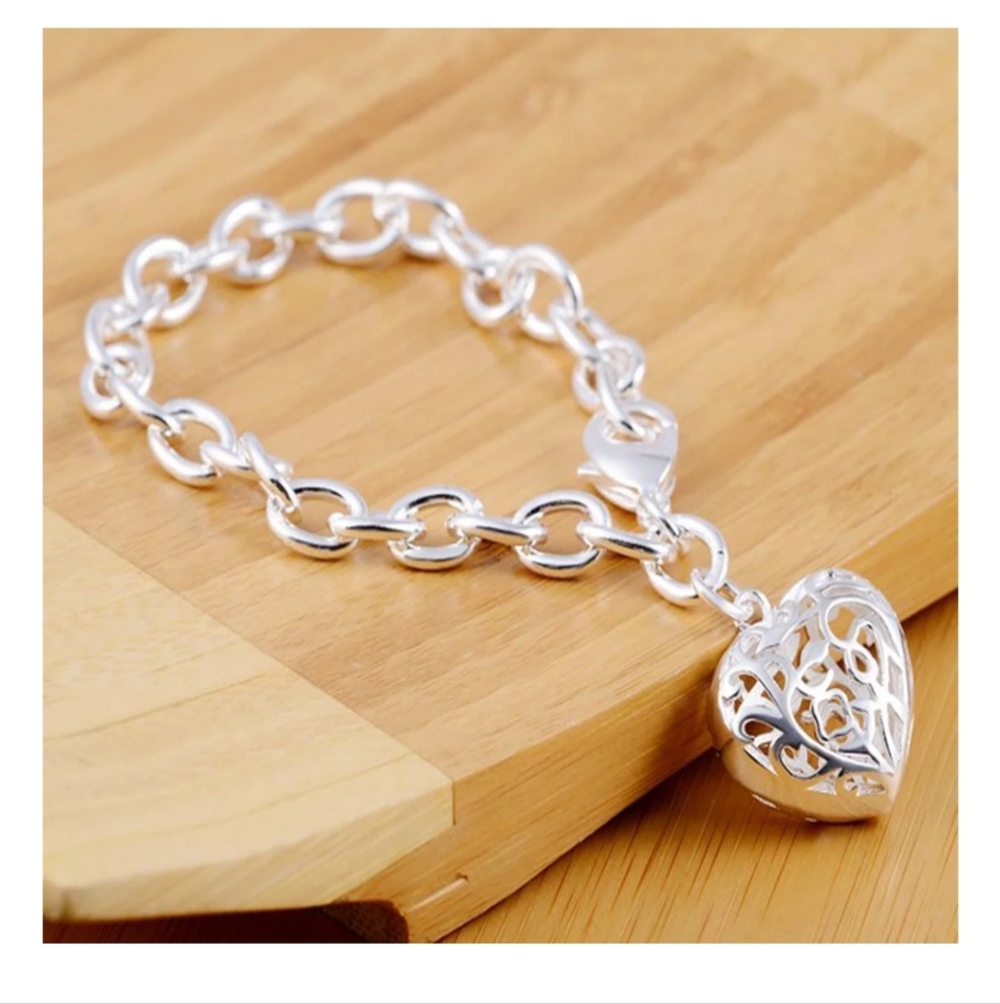 .925 Heart Charm Bracelet .925 Chain Links NEW! - Picture 2 of 8